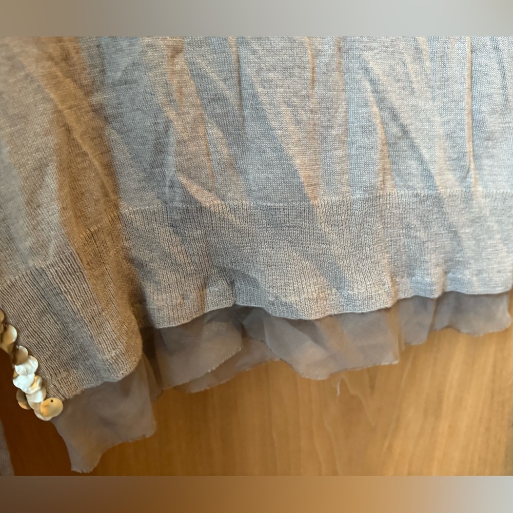 NWT Gold & Greige Sequin Line Cardigan in Women’s Size Small - Picture 5 of 5